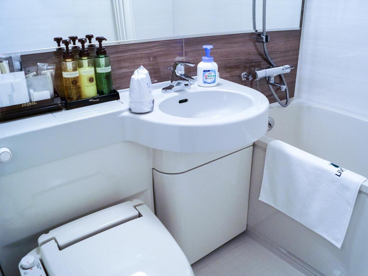 Hotel Livemax Saitama-Asaka-Ekimae Экстерьер фото
